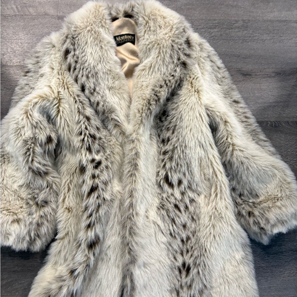 Luxurious Cream & Brown Faux Fur Teddy Jacket by Monteverdi - Picture 5 of 8